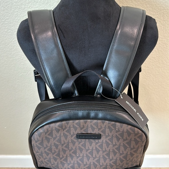 NWT Michael Kors Large Backpack - Picture 3 of 8